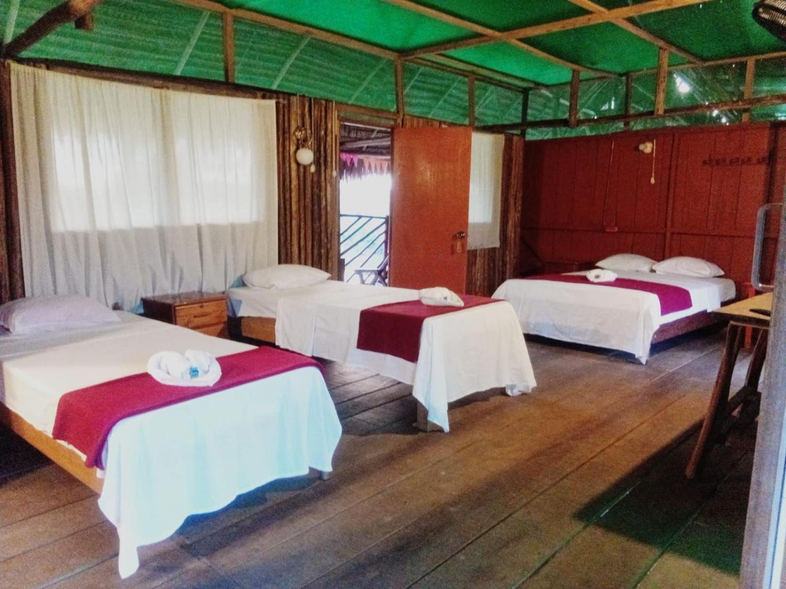 Casa Kukama Lodge Iquitos Exterior photo