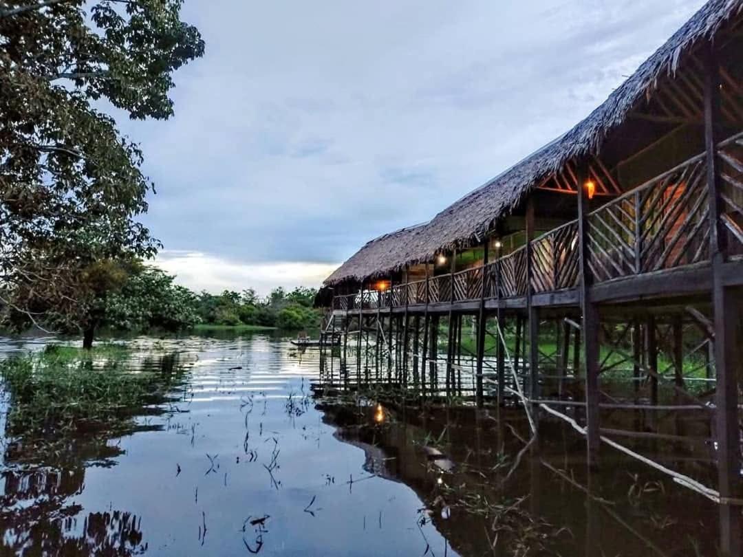 Casa Kukama Lodge Iquitos Exterior photo